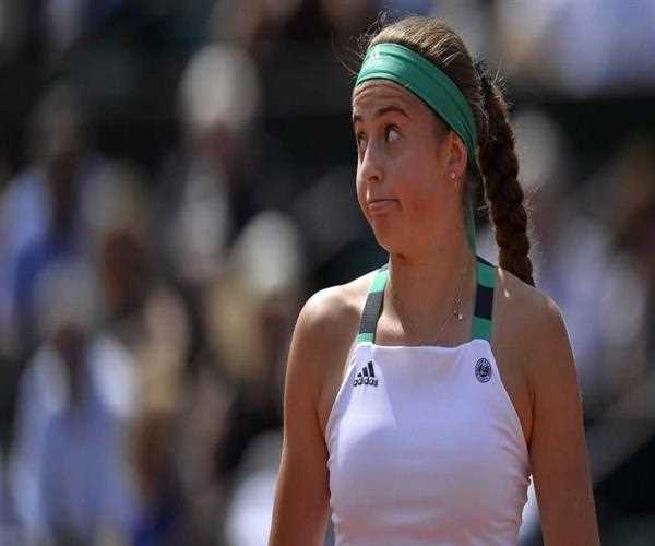Who has become the youngest grand slam champion since 2006 to win the French Open Women’s Singles title? 
