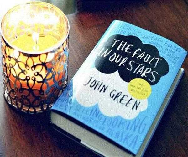 Who wrote the novel Fault in our stars?