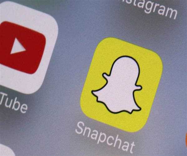 What are some of the amazing facts about Snapchat?