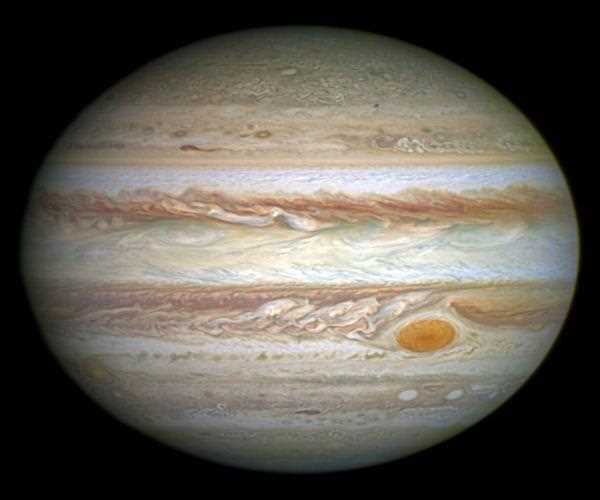  Mostly which gases found of the planet Jupiter?