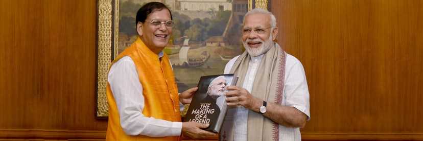 What is The Name of book launched by the Amit Shah, Mohan Bhagwat ?