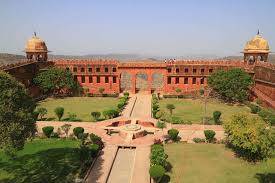 Where is the Jaigarh Fort situated in?