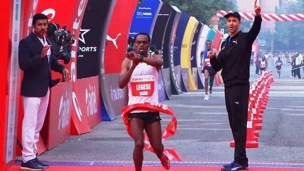 Which country athlete won the Delhi Half Marathon recently?