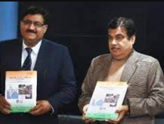 Which union minister has released India’s first-ever Highway Capacity Manual (Indo-HCM) in New Delhi?