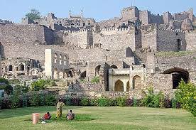 Where is Golconda Fort located?