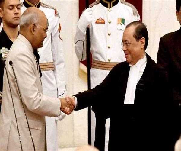 Who appoints the Chief Justice of India and how?