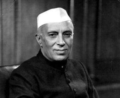 Pandit Jawaharlal Nehru was born in which year?