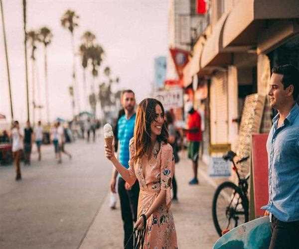 Get lost in the "Venice Beach in Los Angeles"