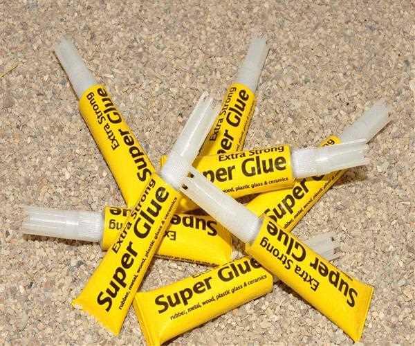 What happens if you only eat a very small amount of superglue?