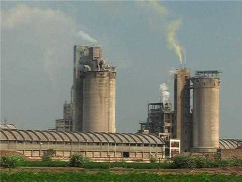 Which industry plays a major roll in economic development of Punjab?