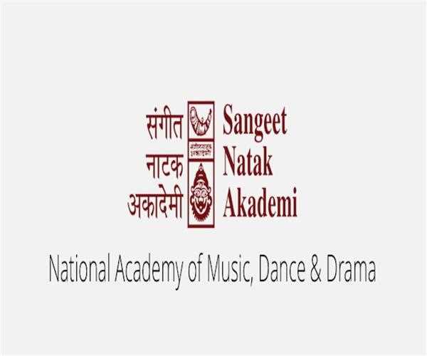 Who won the Sangeet Natak Akademi Award 2016 for Bharatanatyam ...