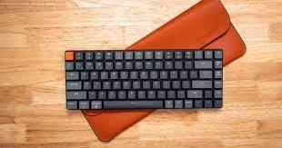 What are the parts of a keyboard?