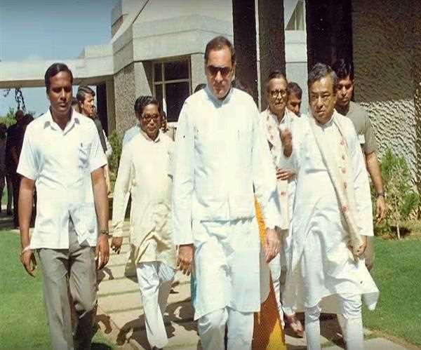 What was the dream of Rajiv Gandhi for India?