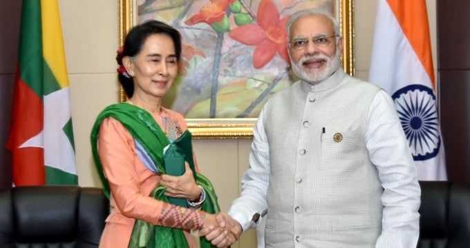 With which country India has signed a MoU to develop Rakhine state, to enable safe return of Rohingya Muslims? 