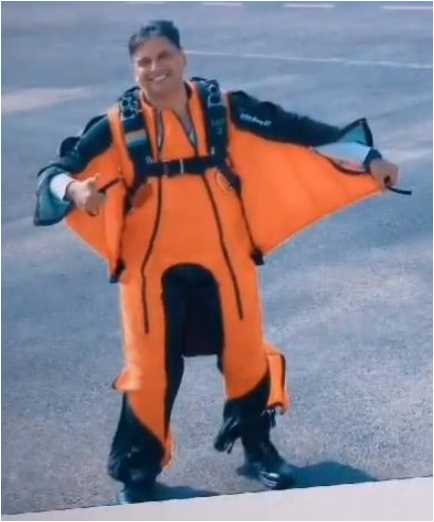 Who becomes the first IAF pilot to complete wing-suit skydive jump?