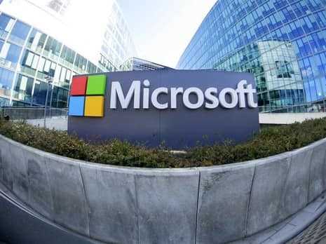 where is the Headquarters of microsoft office located?