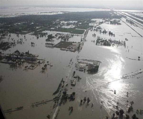 Will India provide aid to Pakistan to help with the 2022 Pakistan floods?