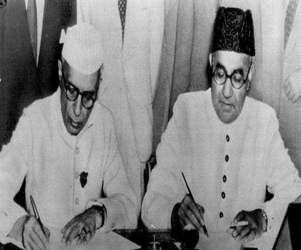 In which year, Liaquat–Nehru Pact was signed?