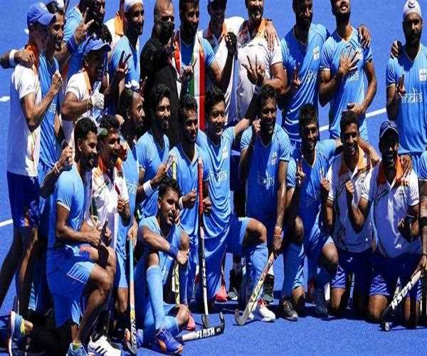 Which nation, India has defeated to clinch the bronze medal in hockey in the Tokyo 2020 Olympics?