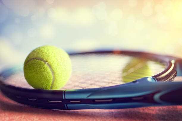 What is a score of 40-40 called in tennis?