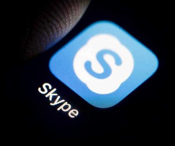 What is video messaging on Skype?