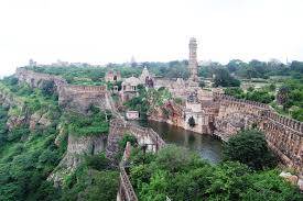  Where is Chittorgarh Fort located?