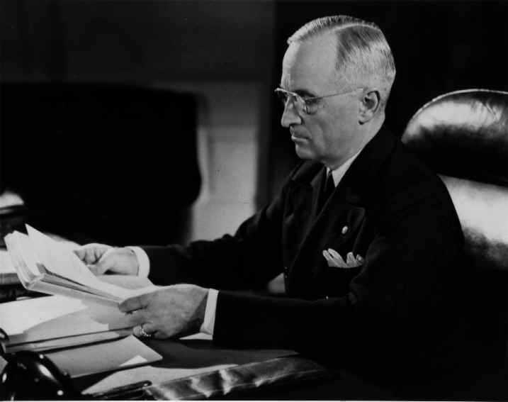Why did President Truman ask Congress to give financial aid to Greece and Turkey? 