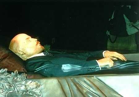  In which place of Russia the body of Lenin is embalmed?
