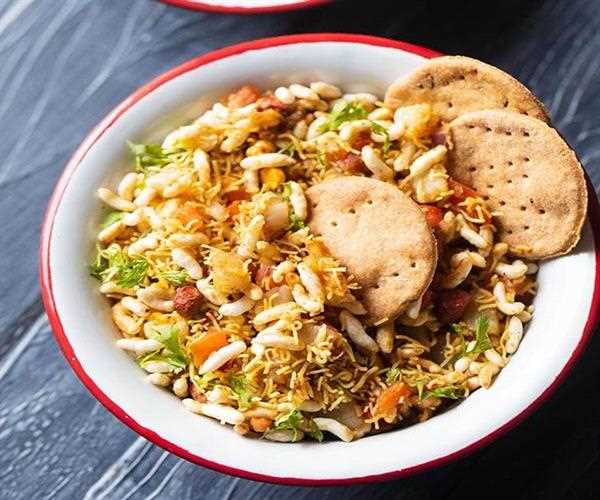 Explain the recipe of making Bhel Puri?